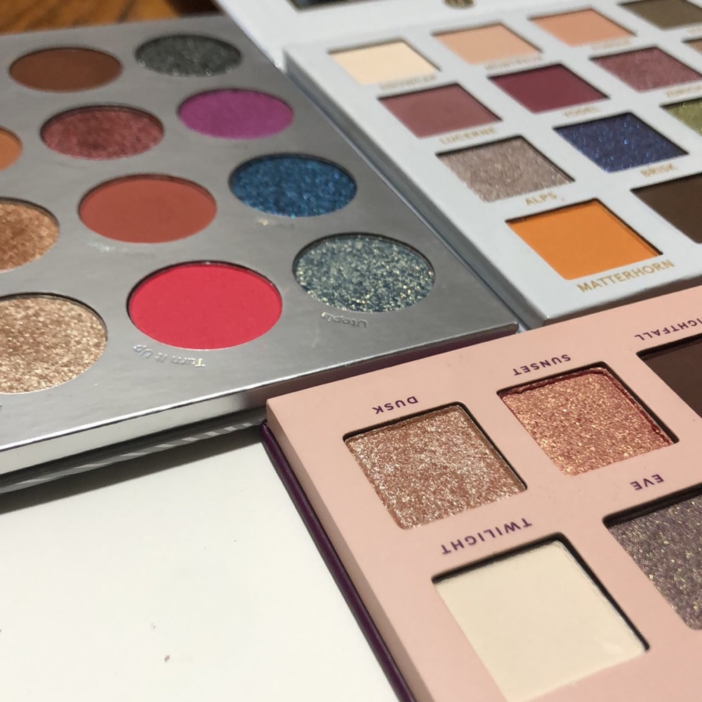 Eyeshadow and Brushes Set